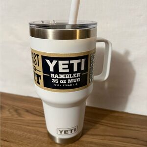YETI Rambler 35 oz White Mug with Straw Lid